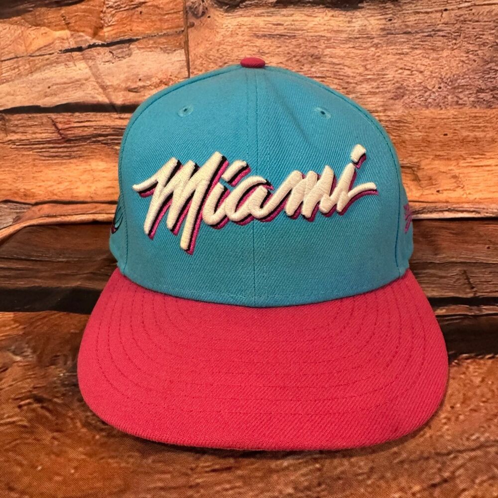 Miami Heat Hat New Era 9FIFTY Men's OSFM Teal Pink Snapback Vice Edition